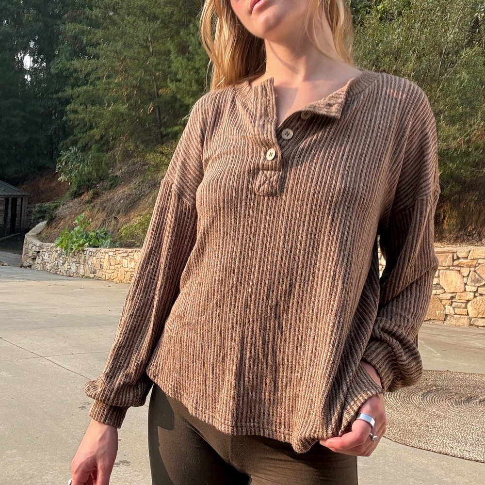 Brown Ribbed Henley top - Picture 2 of 7